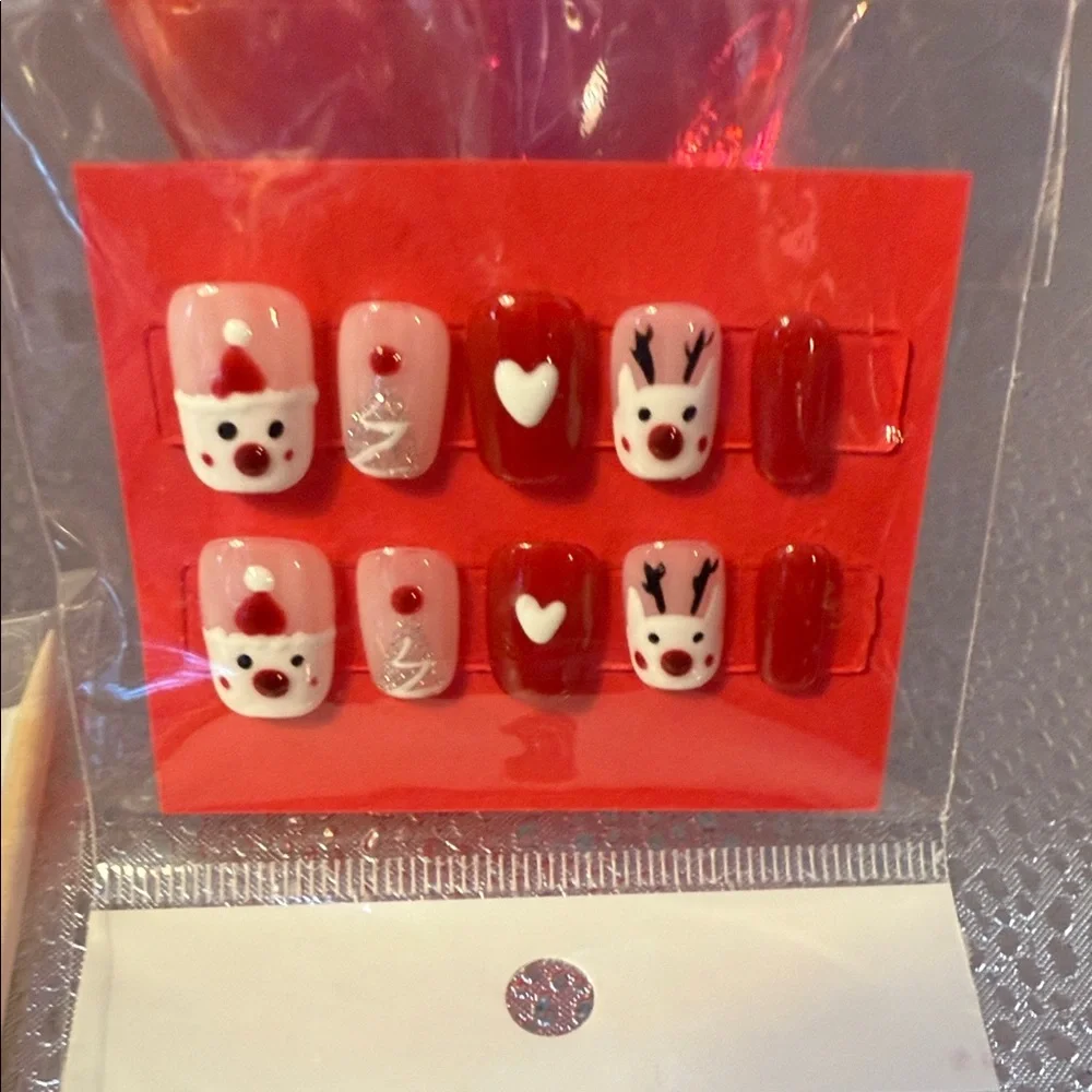 Festive Holiday Nail Art Set - Red and White - Picture 1 of 3